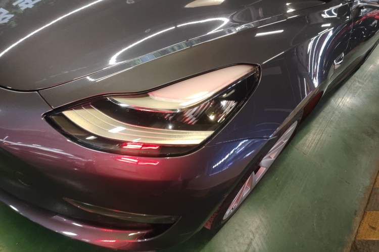 Used Tesla Model 3 2019 Long-Range Rear-Wheel-Drive Version