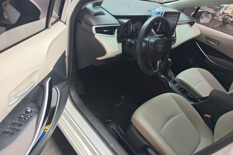 Used Toyota Corolla 2021 Dual-Motor 1.8L E-CVT Elite Edition