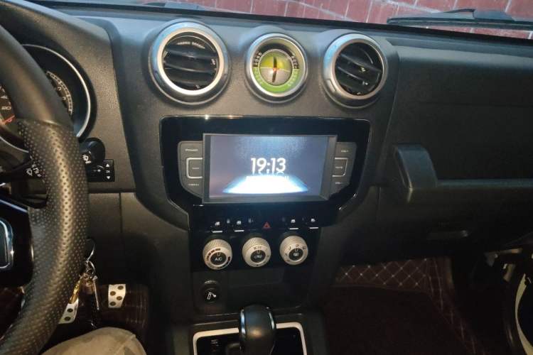 Used BAIC Off-Road BJ40 2016 40L 2.3T Automatic All-Wheel Drive Premium Edition