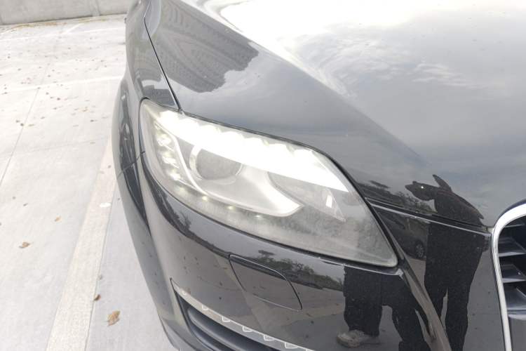 Used Audi Q7 2013 35 TFSI Ambition Edition Right Front Headlight