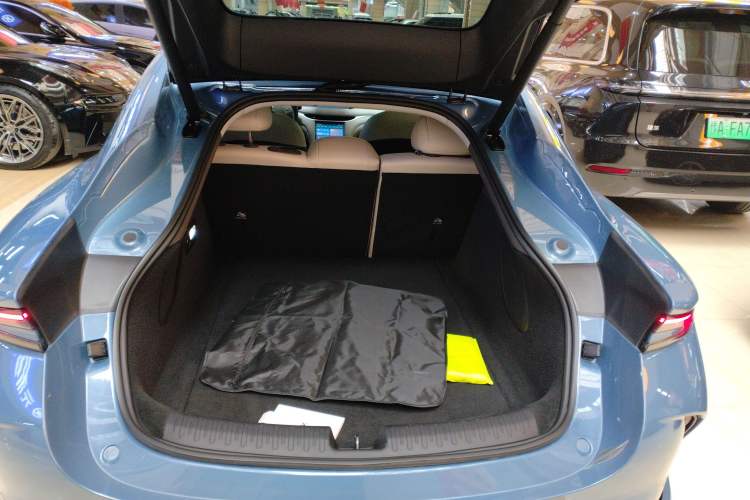 Used IM L6 2024 Max Extended-Range Version