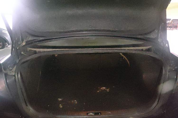 Used Mazda 3 2010 1.6L Manual Classic Stylish Version Trunk