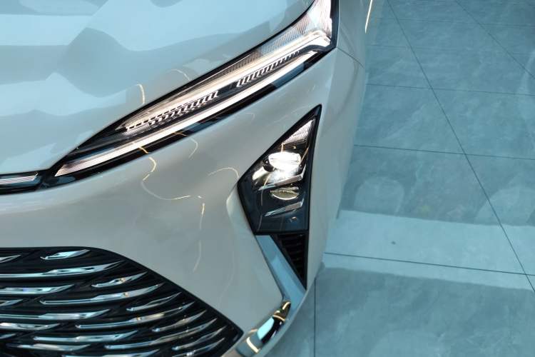 Used Buick GL8 2025 Lu Zun Deluxe Edition Left Front Headlight