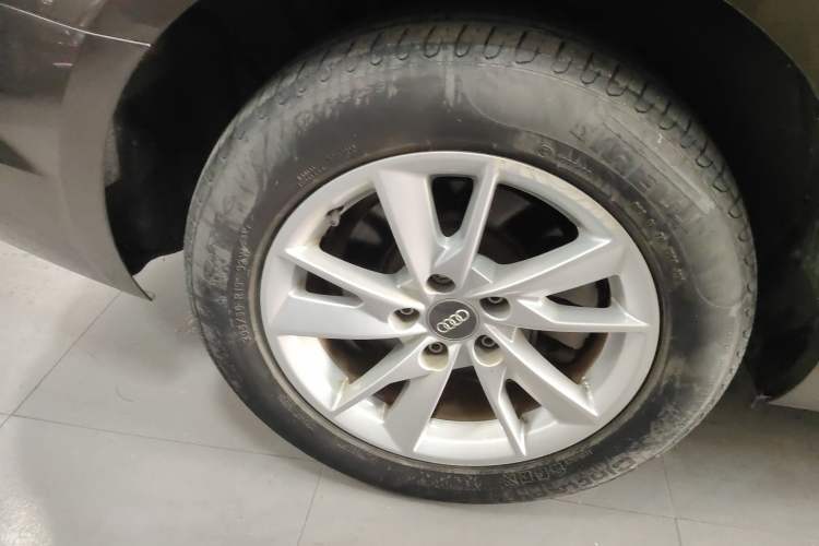 Used Audi A4L 2017 40 TFSI Ambition Edition