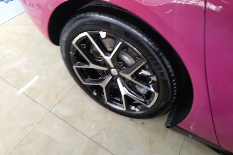 Used Xiaomi Auto SU7 2024 Rear-Drive Long-Range Intelligent Driving Version