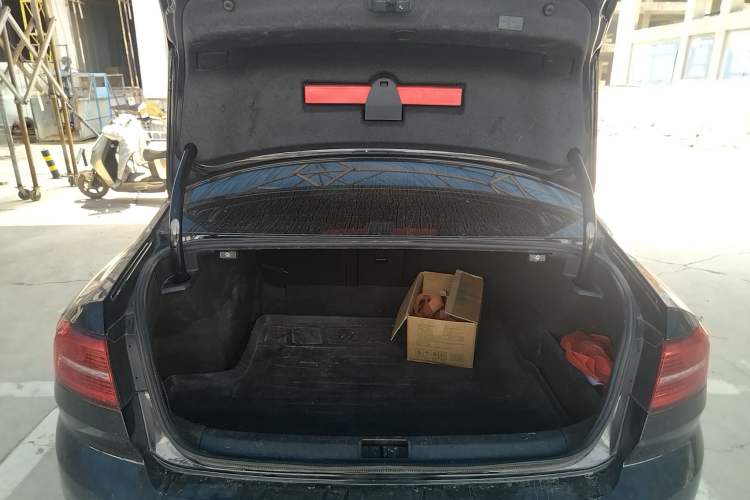 Used Volkswagen Magotan 2019 280TSI DSG Leading Model China VI Standard Trunk