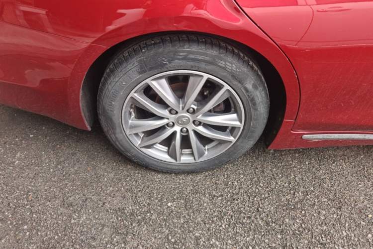 Used Infiniti Q50L 2016 2.0T Enjoyment Edition Right Rear Wheel Hub