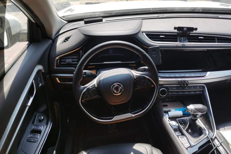 Used Dongfeng Aeolus AX7 2020 1.6T Automatic AI Pioneer Model China VI Standard
