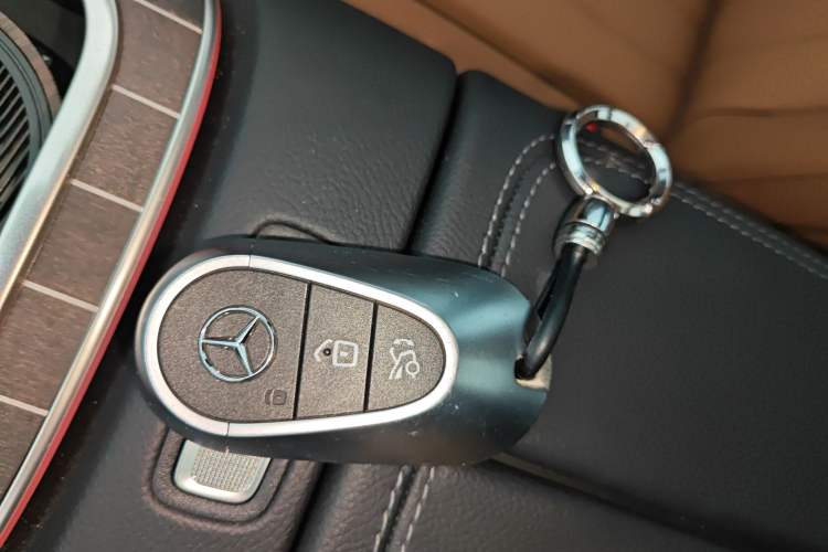 Used Mercedes-Benz E-Class 2025 E 300 L Stylish Model
