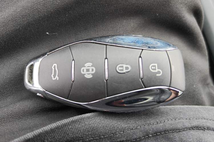 Used Hongqi EH7 2024 690 Pro Interior 1