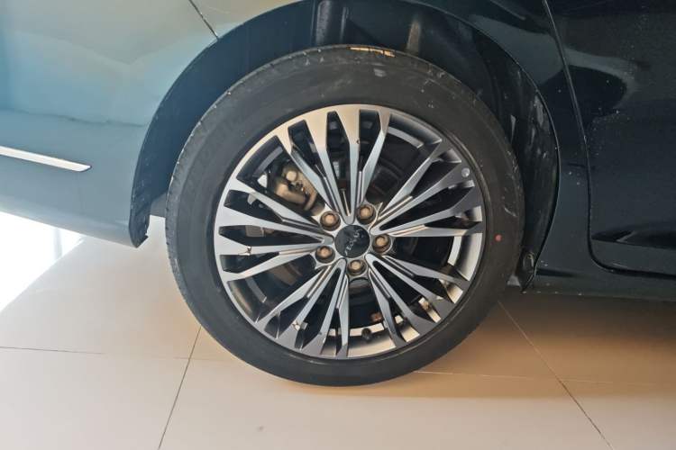 Used Dongfeng Aeolus Yixuan MAX 2021 1.5T Ultra-Stylish Trendsetter Edition