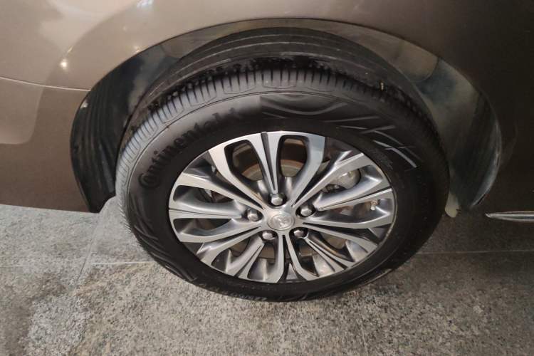 Used Buick GL8 2023 Land Executive Class Smart Enjoyment Model Exterior 5