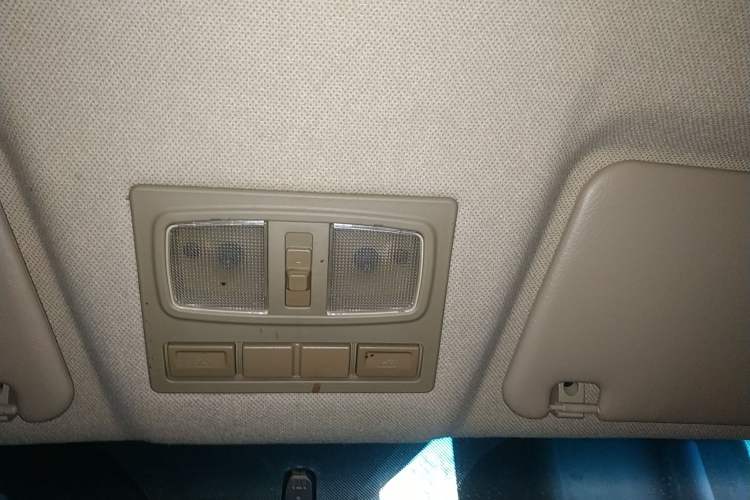 Used Dongfeng Xiaokang EC36 2018 Standard Model Starheng Battery Headliner