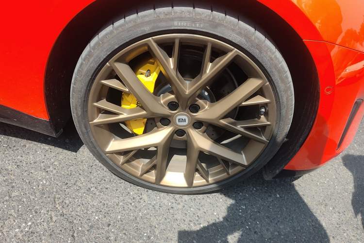 Used Xiaomi Auto SU7 2024 Four-Wheel Drive Ultra-Long Range Advanced Intelligent Driving Max Edition