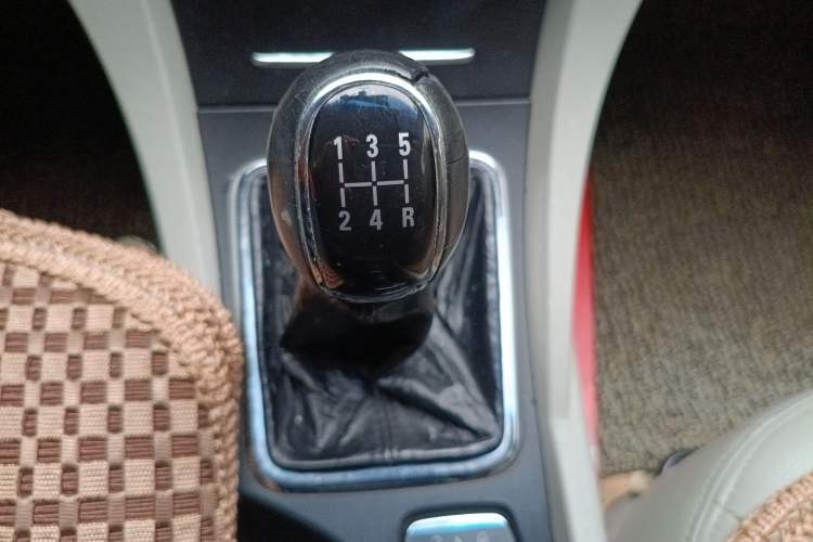 Used Geely Auto Emgrand 2014 Sedan 1.5L Manual Elite Model