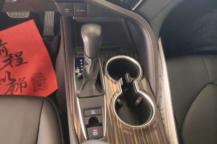 Used Toyota Camry 2019 Revised Version 2.0G Luxury Edition
