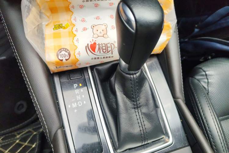 Used Mazda Atenza 2017 2.5L Skyactiv Sport Edition Gear Lever