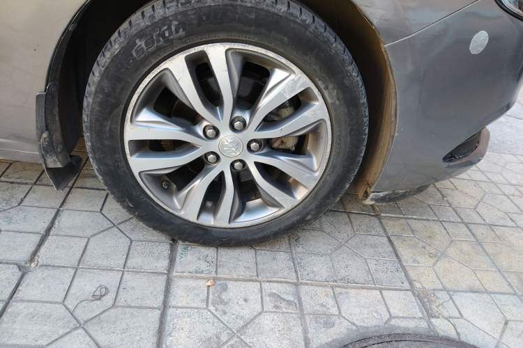 Used Buick GT 2018 18T Automatic Elite Model