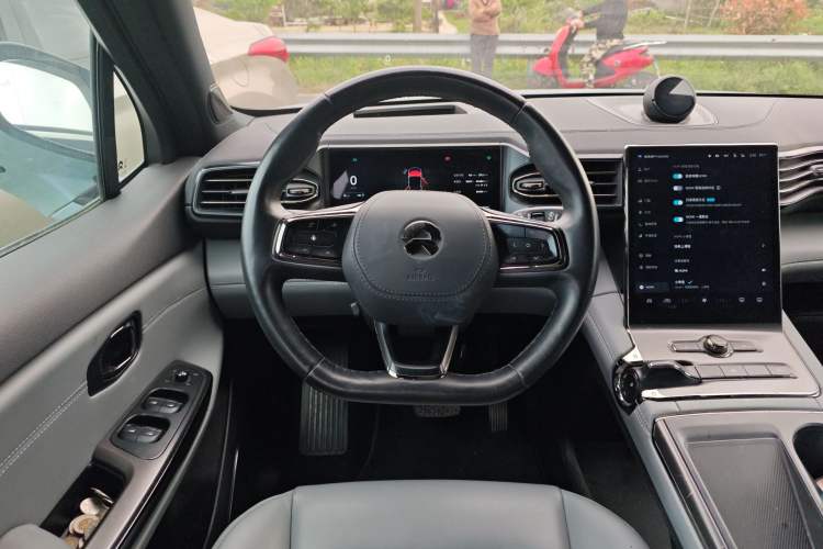 Used Nio ES6 2020 430 km Signature Edition
