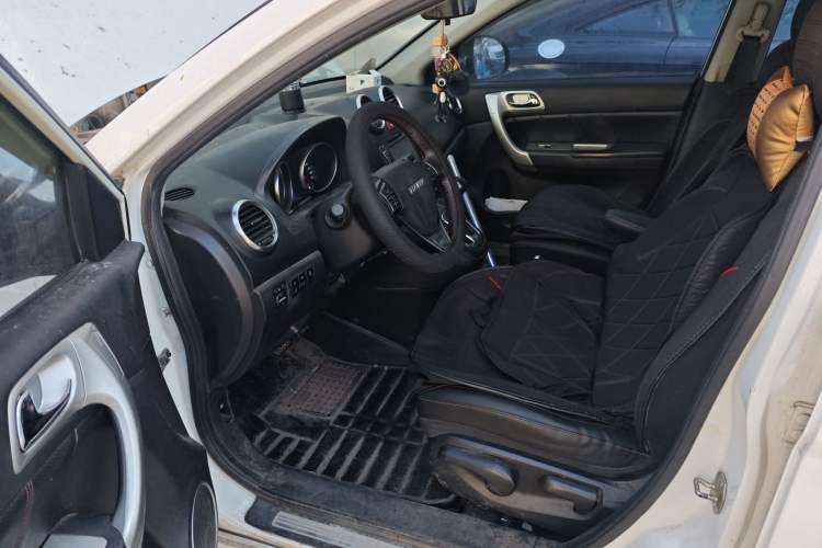 Used Haval H6 2016 Upgraded Model 1.5T Automatic Two-Wheel Drive Elite Version