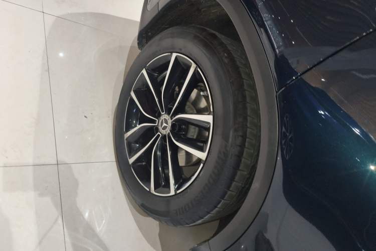 Used Mercedes-Benz GLC 2021 GLC 300 L 4MATIC Dynamic Model
