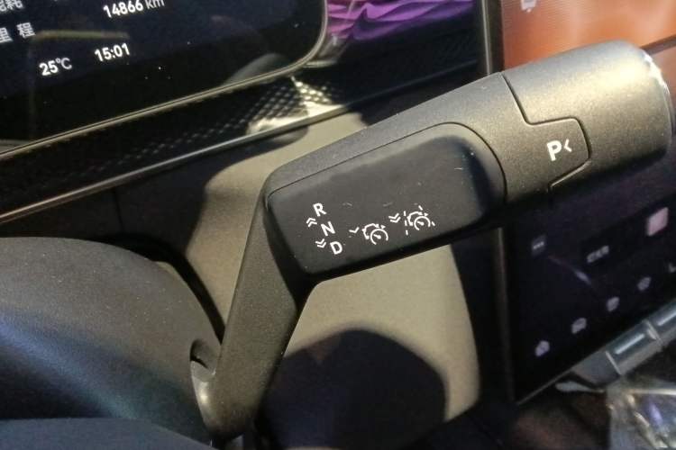 Used Zeekr 7X 2025 100kWh Long-Range All-Wheel Drive Intelligent Driving Version
