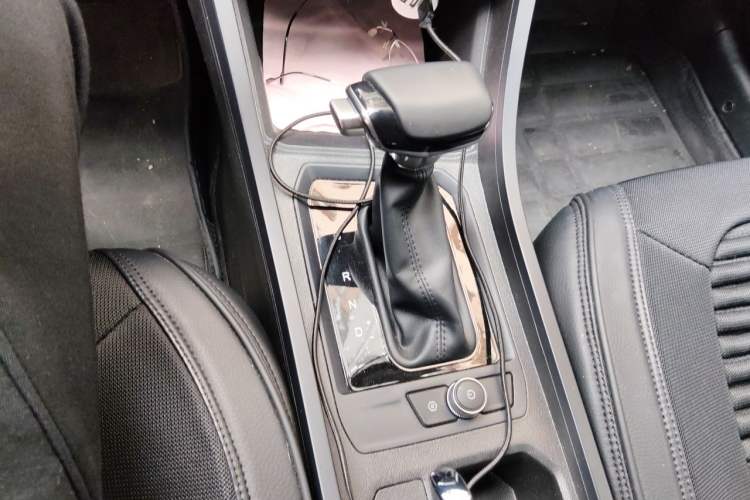 Used Chery Tiggo 3X 2024 1.5L CVT Excellence Edition Gear Lever