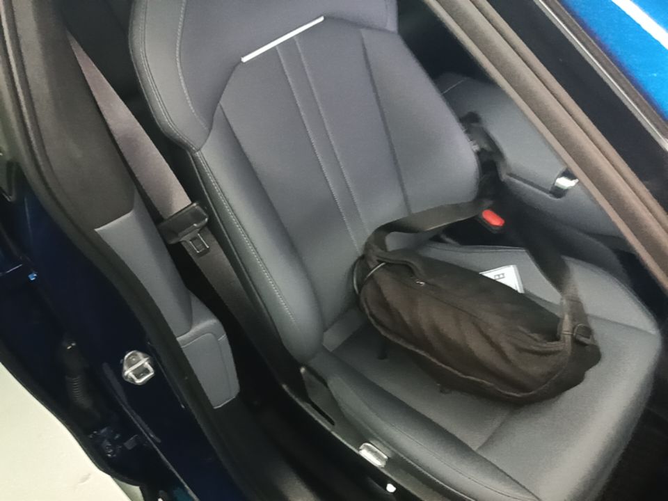 Xiaomi Auto YU7 2025 Ultra-Long Range High-Performance All-Wheel-Drive Max Edition — снимка 19
