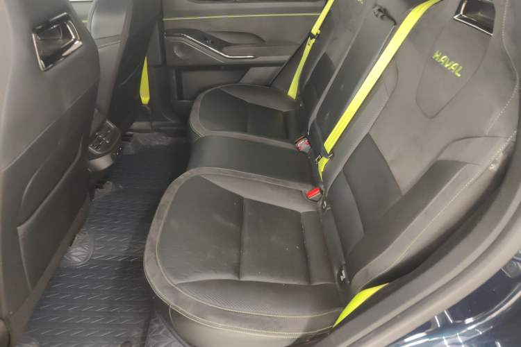 Used Haval H6S 2022 2.0T All-Wheel-Drive Trendy Sports Edition Left Rear Seat