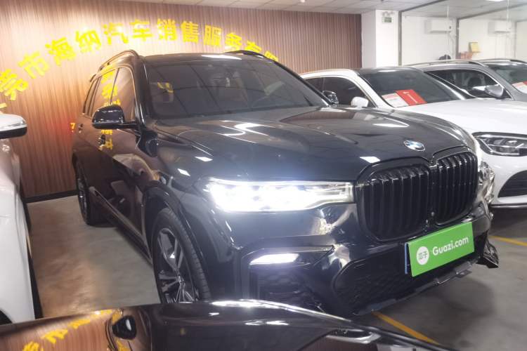 Used BMW X7 2021 xDrive40i Luxury M Sport Package