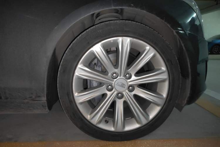 Used Cadillac ATS-L 2017 28T Fashion Edition Right Front Wheel Hub