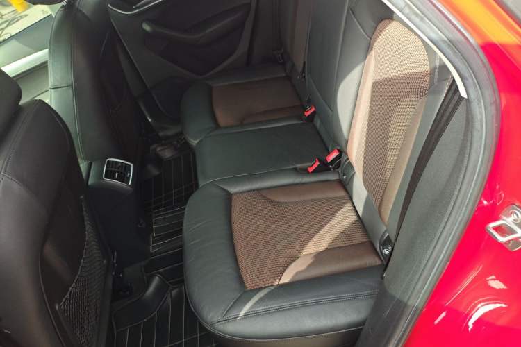 Used Audi Q3 2018 30th Anniversary Edition 30 TFSI Fashion Model
