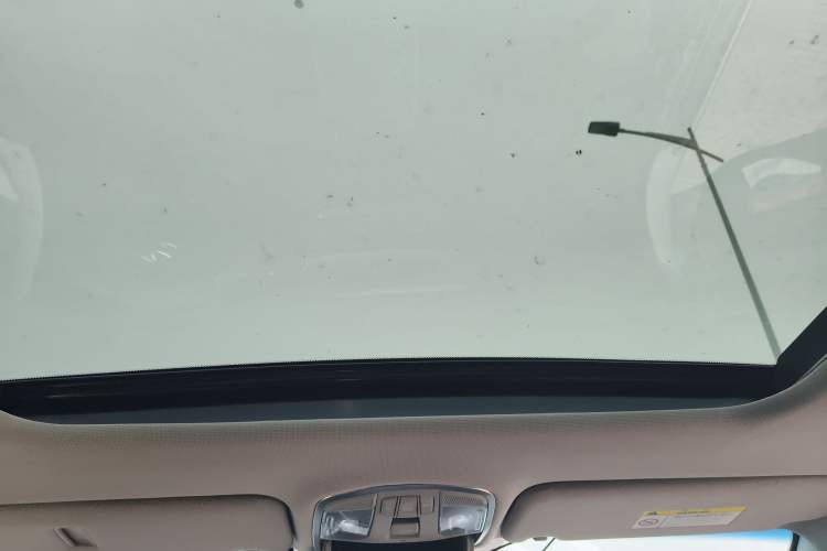 Used Hyundai Sonata Plug-in Hybrid 2018 2.0 PHS Smart Connect Version China V Standard Headliner