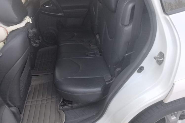 Used Toyota RAV4 2013 Special Edition 2.4L Automatic 4x4 Prestige Left Rear Seat