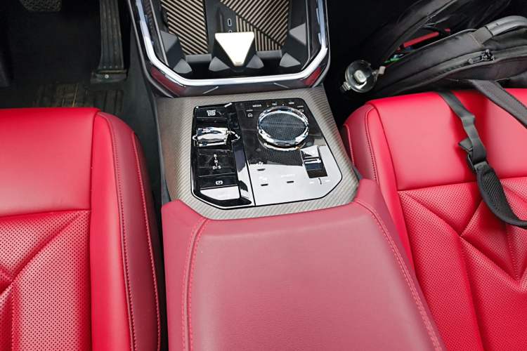 Used BMW X3 2025 xDrive30L Luxury Edition M Sport Package Gear Lever