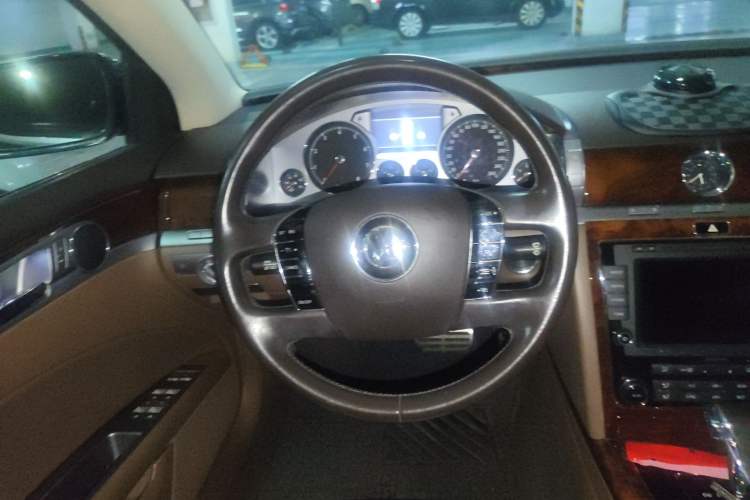 Used Volkswagen Phaeton 2015 3.0L Smart Edition Steering Wheel