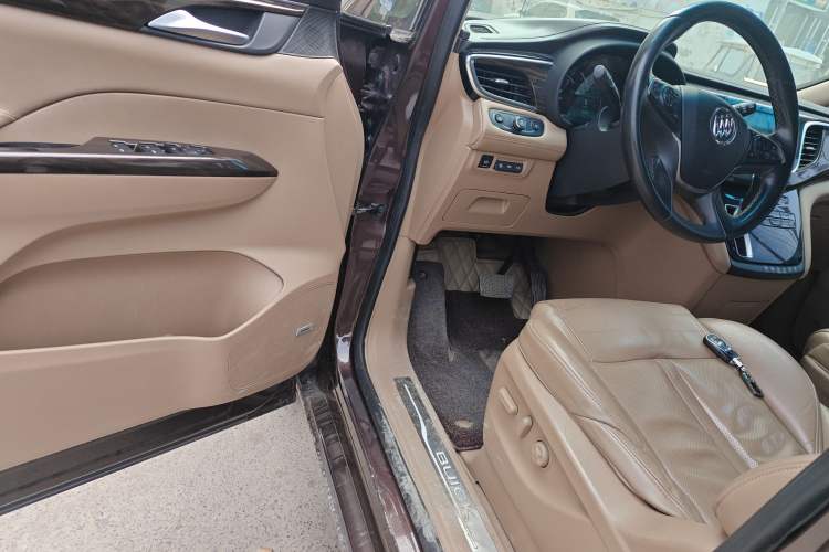 Used Buick GL8 2017 ES 28T Flagship Model China V Standard