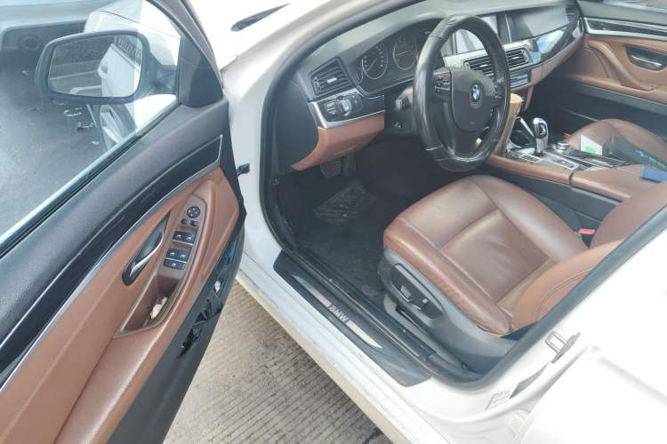 Used BMW 5 Series 2014 520Li Elegant Model Driver Seat