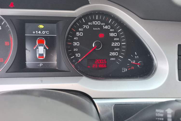 Used Audi A6L 2011 2.7 TDI Comfort Model