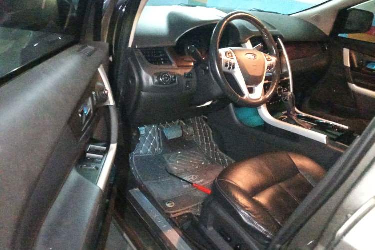 Used Ford Edge 2012 3.5L Zunrui Trim
