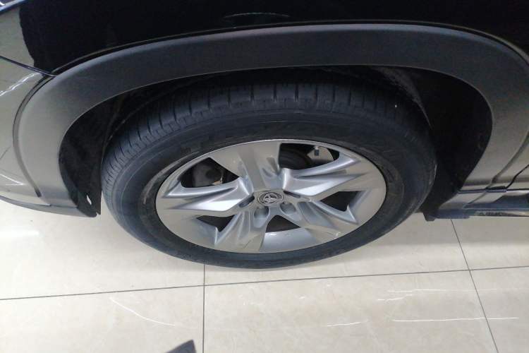 Used Toyota Highlander 2018 2.0T Four-Wheel Drive Prestige Version 7 Seats China V Emission Standard