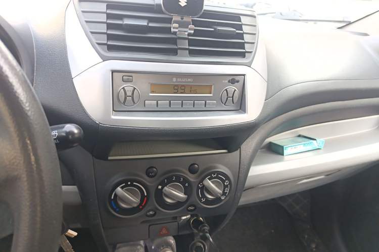 Used Suzuki Alto 2013 Revised Version 1.0L Manual Comfort Edition Audio And AC Panel
