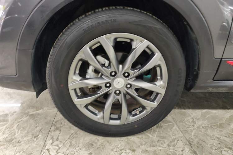 Used CHANGAN CS55PLUS 2021 Blue Whale Edition 1.5T DCT Luxury Model Left Front Wheel Hub