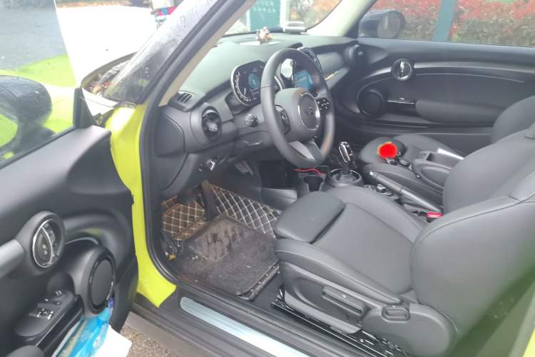 Used MINI 2022 1.5T COOPER Artist Driver Seat