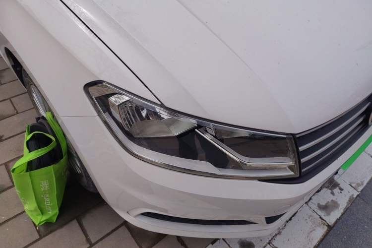 Used Volkswagen Santana 2019 1.5L Manual Comfort Edition China VI Standard Right Front Headlight