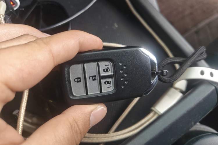 Used Honda Odyssey 2018 2.4L Smart Edition Vehicle Key