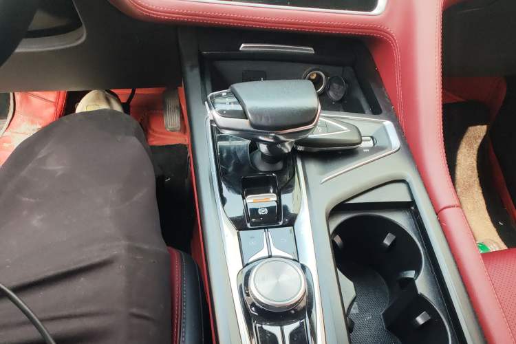 Used CHANGAN CS75 PLUS 2020 2.0T Automatic Pilot Version Gear Lever