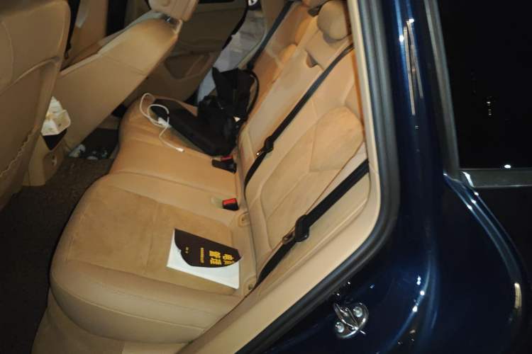 Used Porsche Macan 2014 Macan 2.0T Left Rear Seat