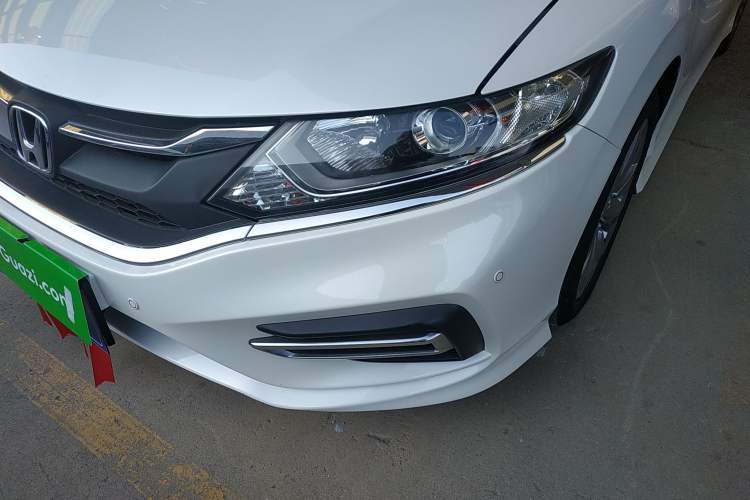 Used Honda Jade 2017 1.8L automatic Comfort version 5 seats