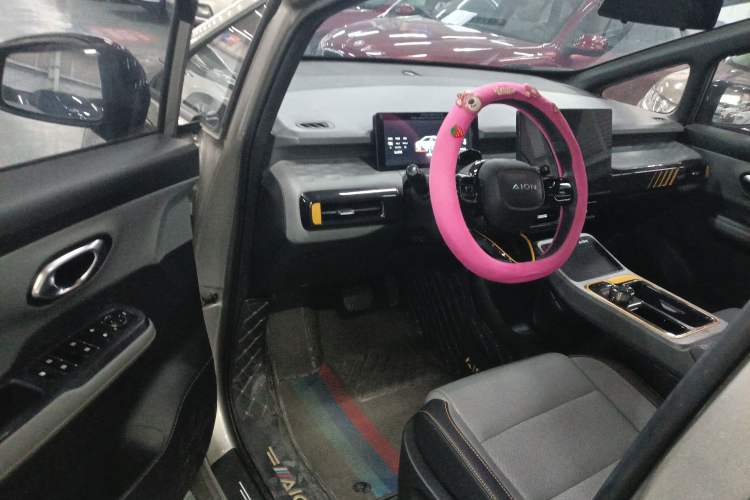 Used AION Y 2021 70 Enjoyment Tech Edition